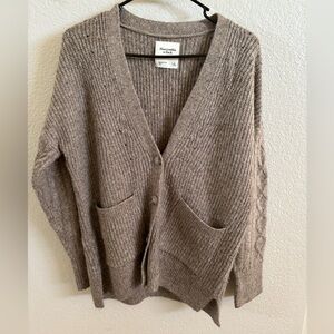 Oversized Abercrombie & Fitch Cardigan